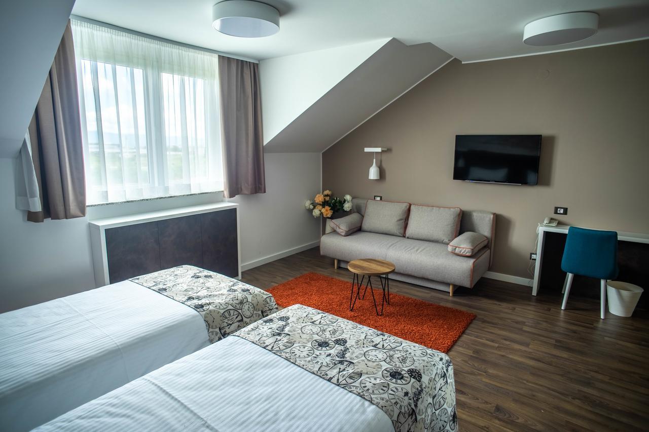 Hotel Time Velika Gorica Zewnętrze zdjęcie